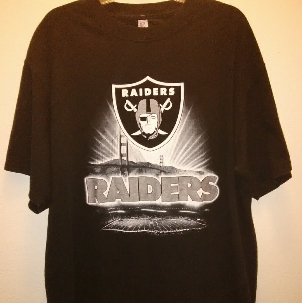 SOLD 🏈Raiders Vintage T-shirt
